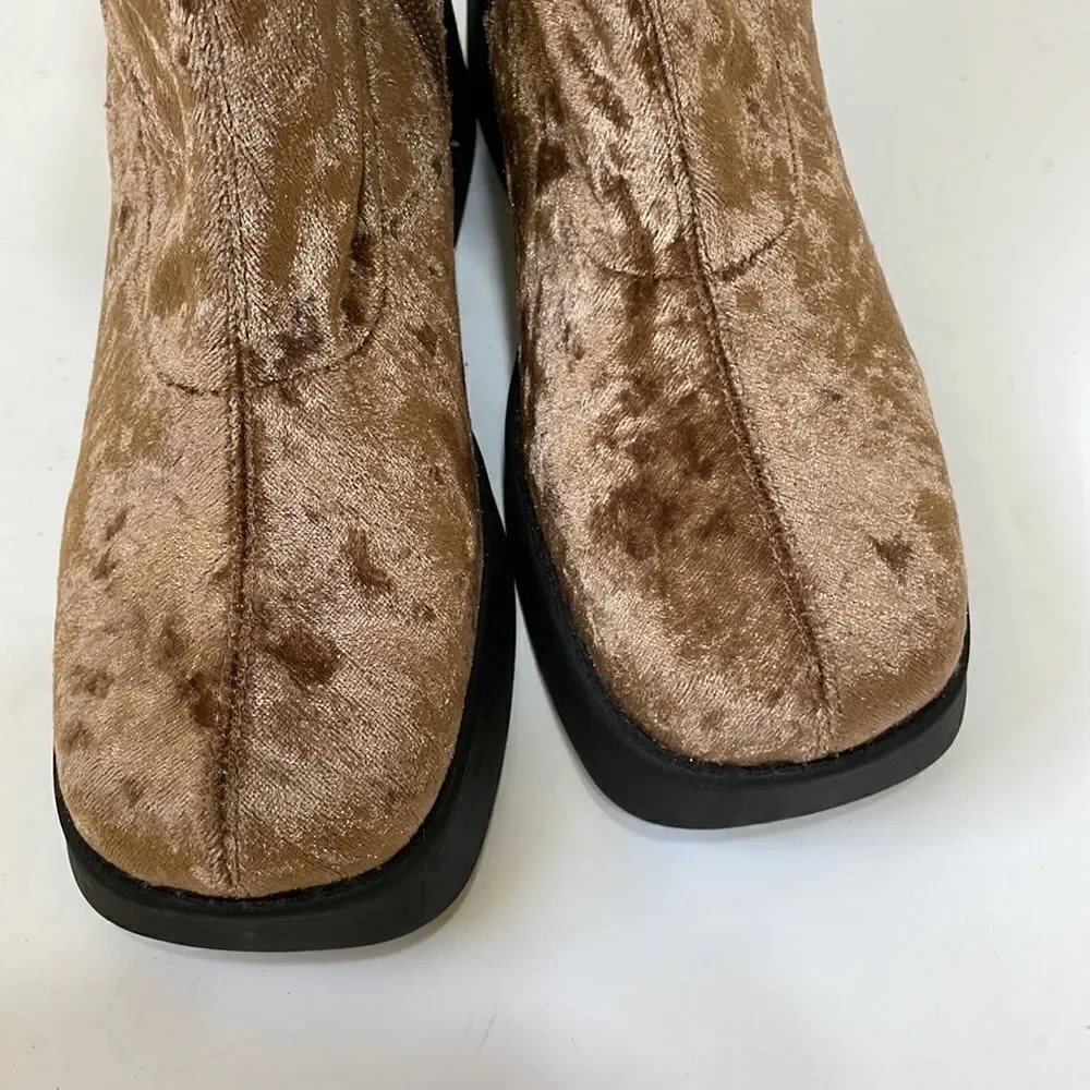NEW WITHOUT TAGS STEVE‎ MADDEN KLAYTON PLATFORM BOOTIES IN BROWN CRUSHED VELVET - Picture 7 of 11
